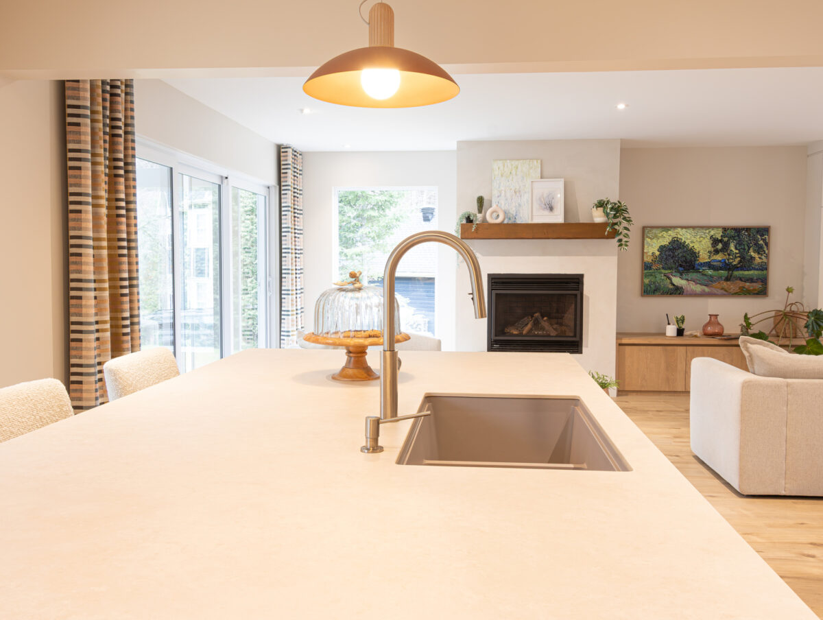 rénovation cuisine avec foyer