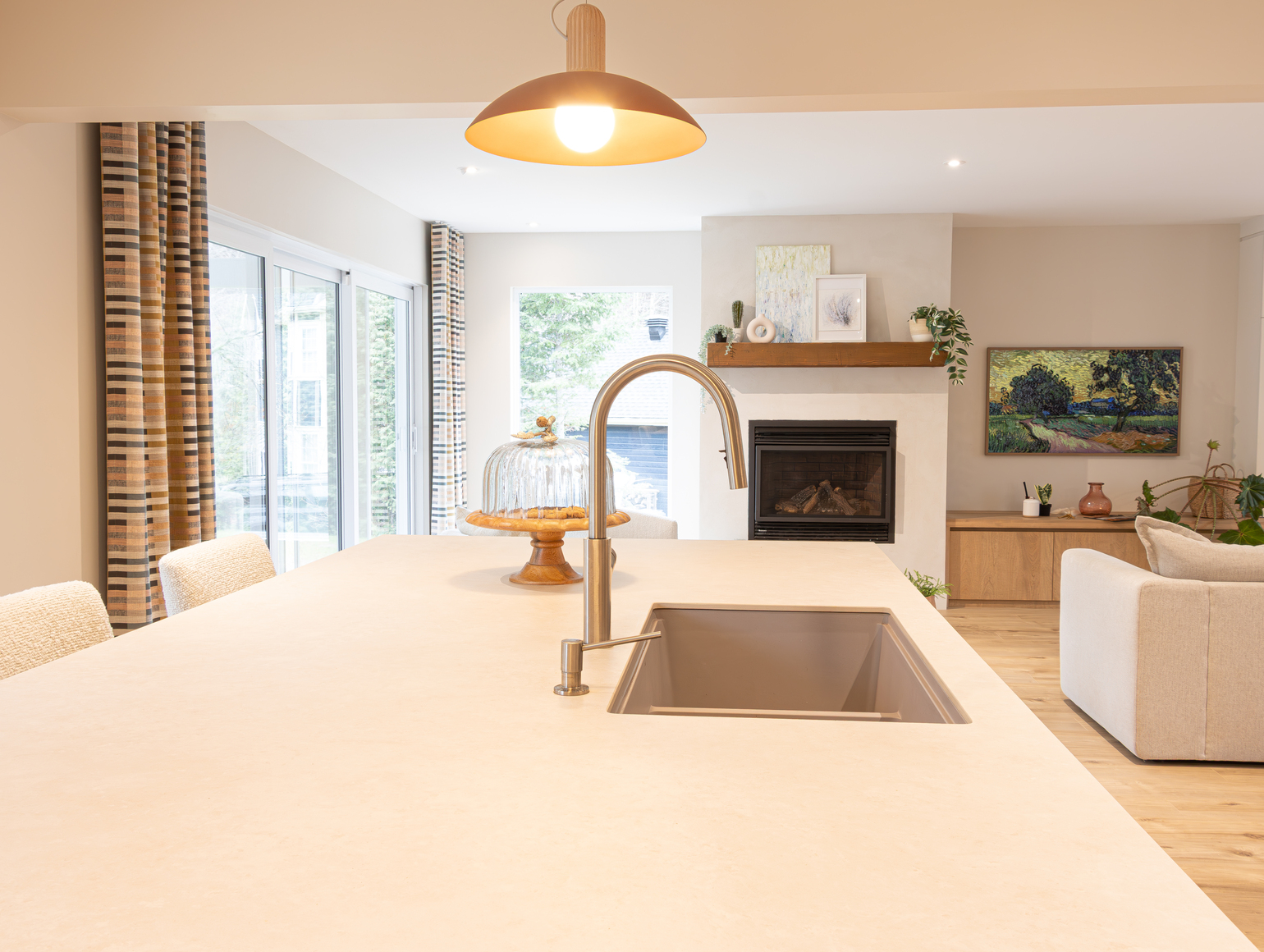 rénovation cuisine avec foyer