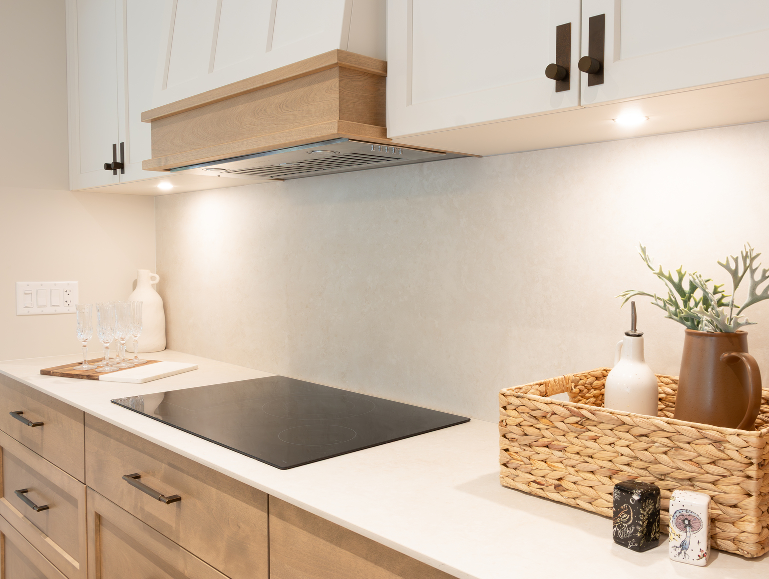 Hotte de cuisine avec plaque de cuisson comptoir teracanto