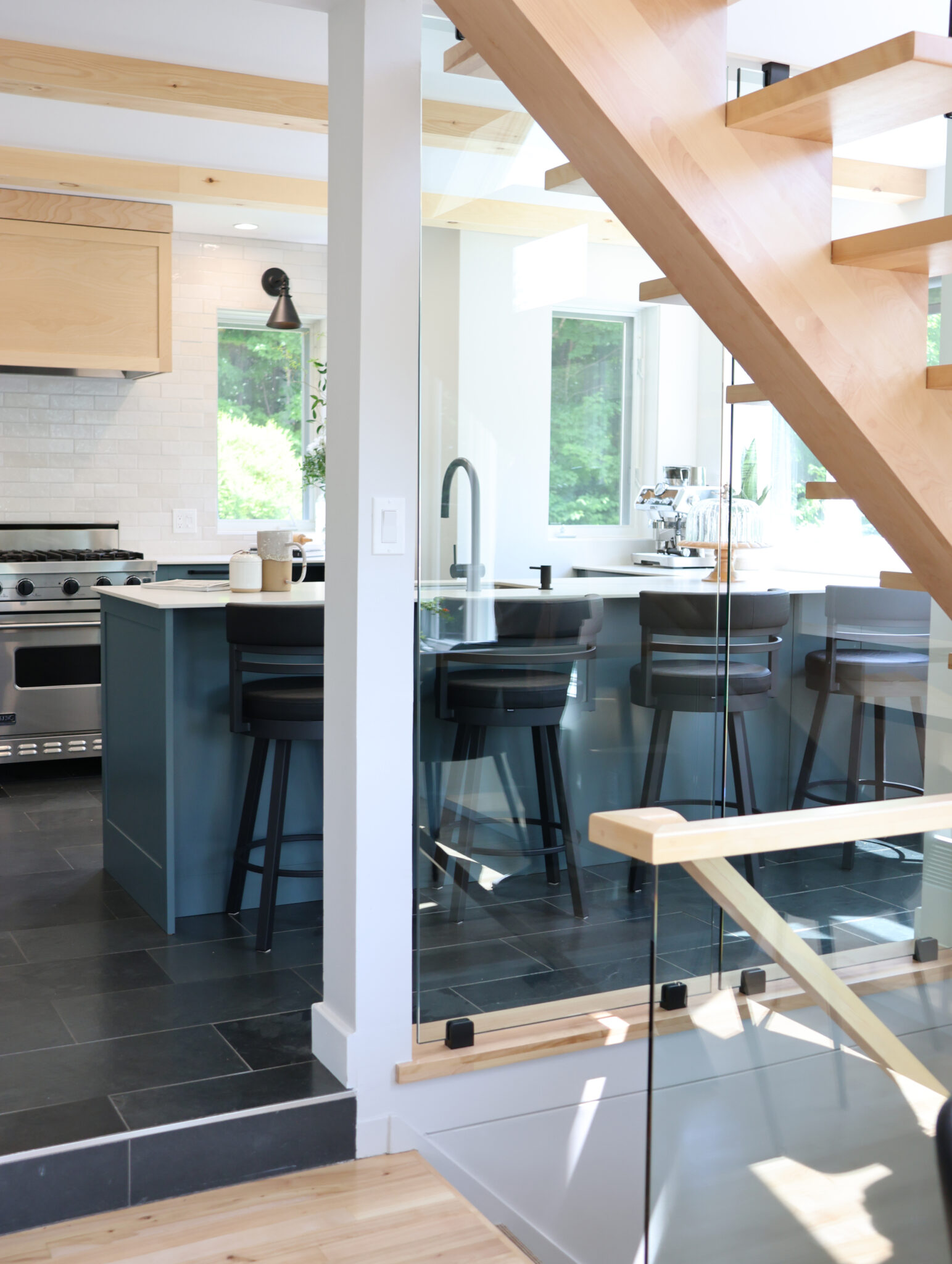 3-trends-current-in-ideas-renovation-kitchen